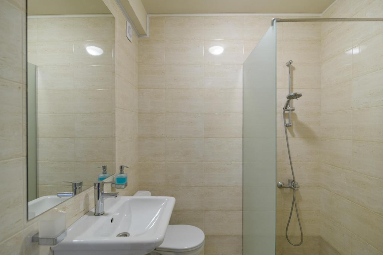 Мarelis Luxe Port Apartment Varna Eksteriør billede