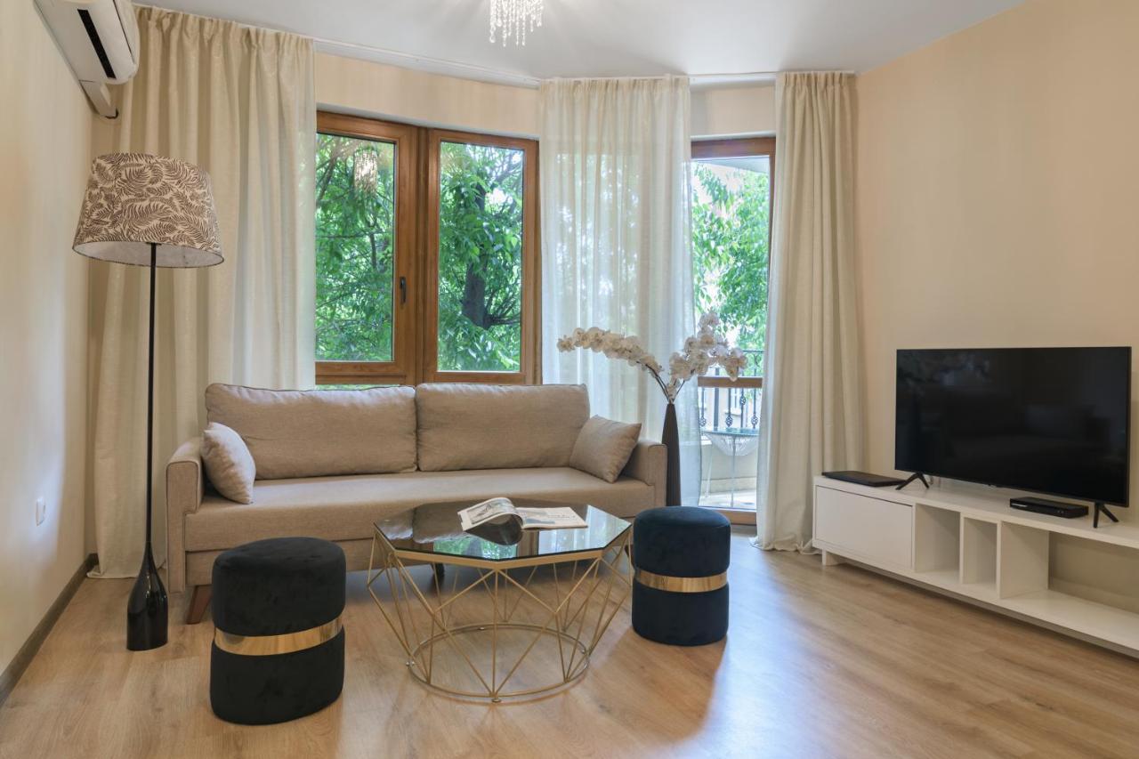 Мarelis Luxe Port Apartment Varna Eksteriør billede